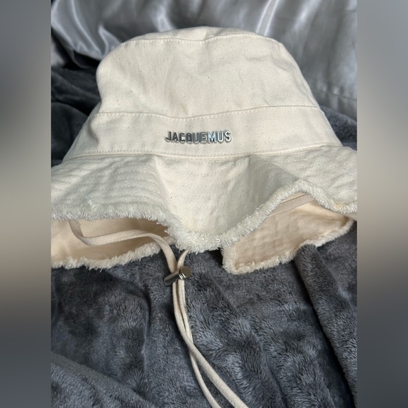 Jacquemus bucket hat - Picture 3 of 5